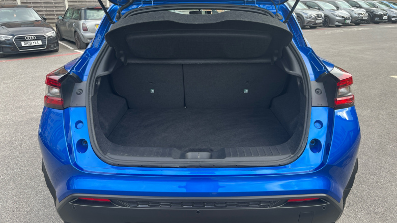 Nissan Juke 1.0 DiG-T Tekna 5dr DCT Petrol Hatchback